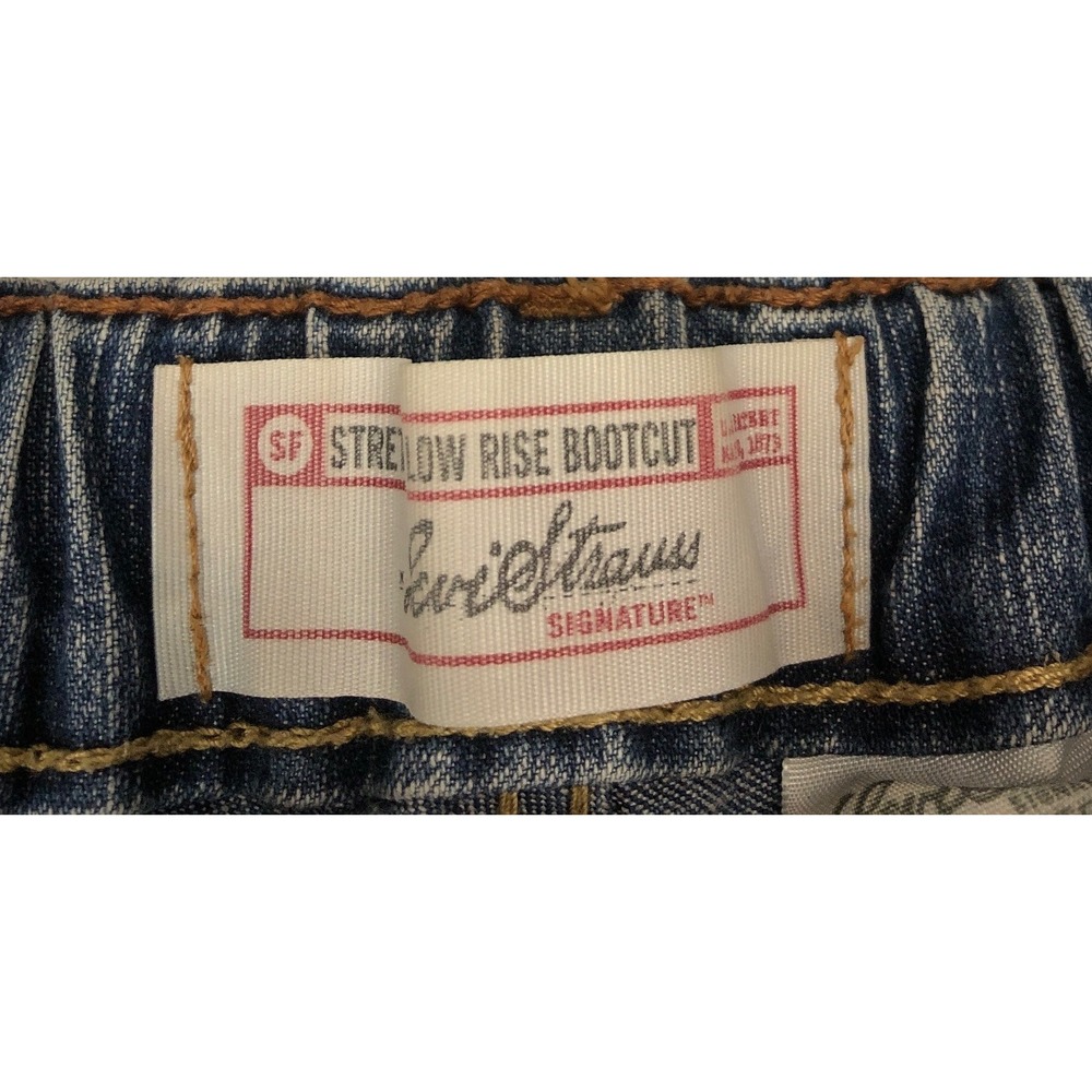 Vintage Levi Strauss Signature Womens Low Rise Bootcut Jeans Stretch Size 10x30 - Picture 3 of 9